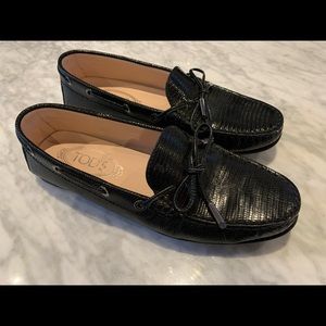 Tods size 37 - worn only one time, mint condition !